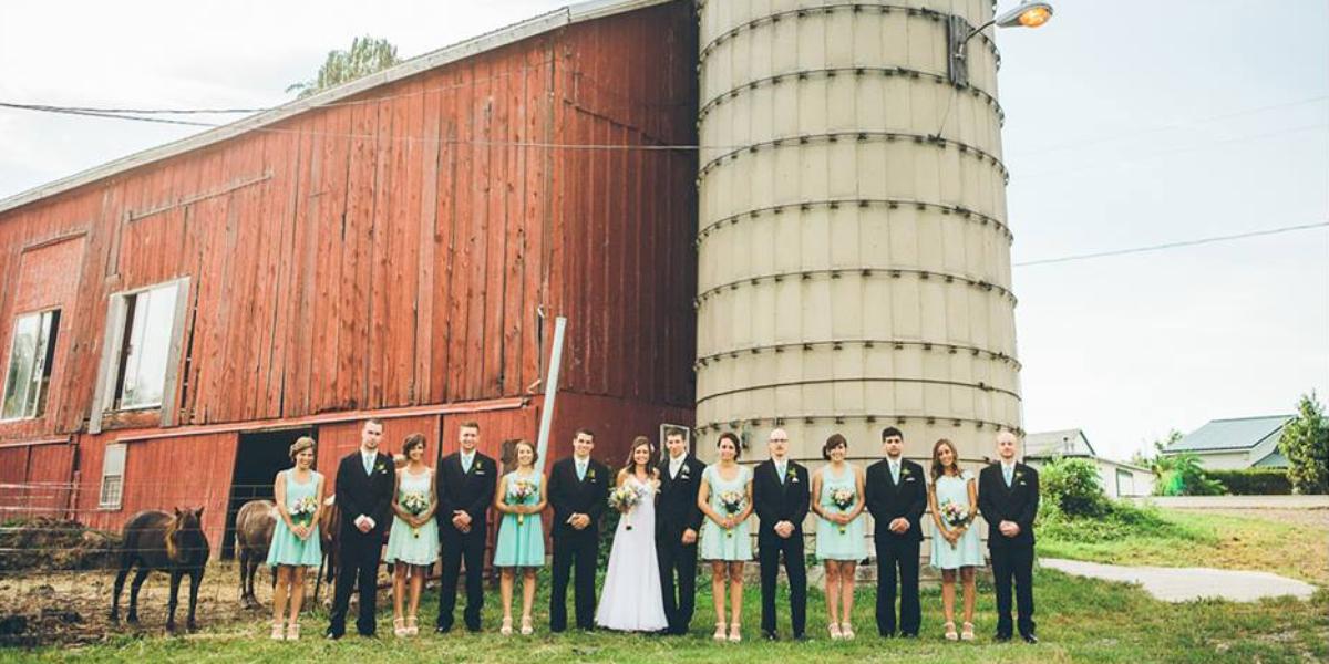 Vizcarra Vineyards at Becker Farms Weddings Get Prices