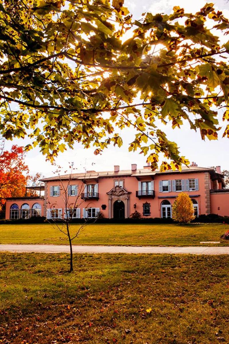 Loyola at Cuneo Mansion and Gardens Weddings Get Prices for Chicago