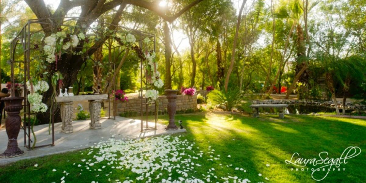 The Secret Garden Event%20 Center Wedding Phoenix AZ 003