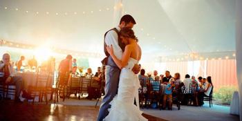 Oak Hill Weddings in Apple River IL