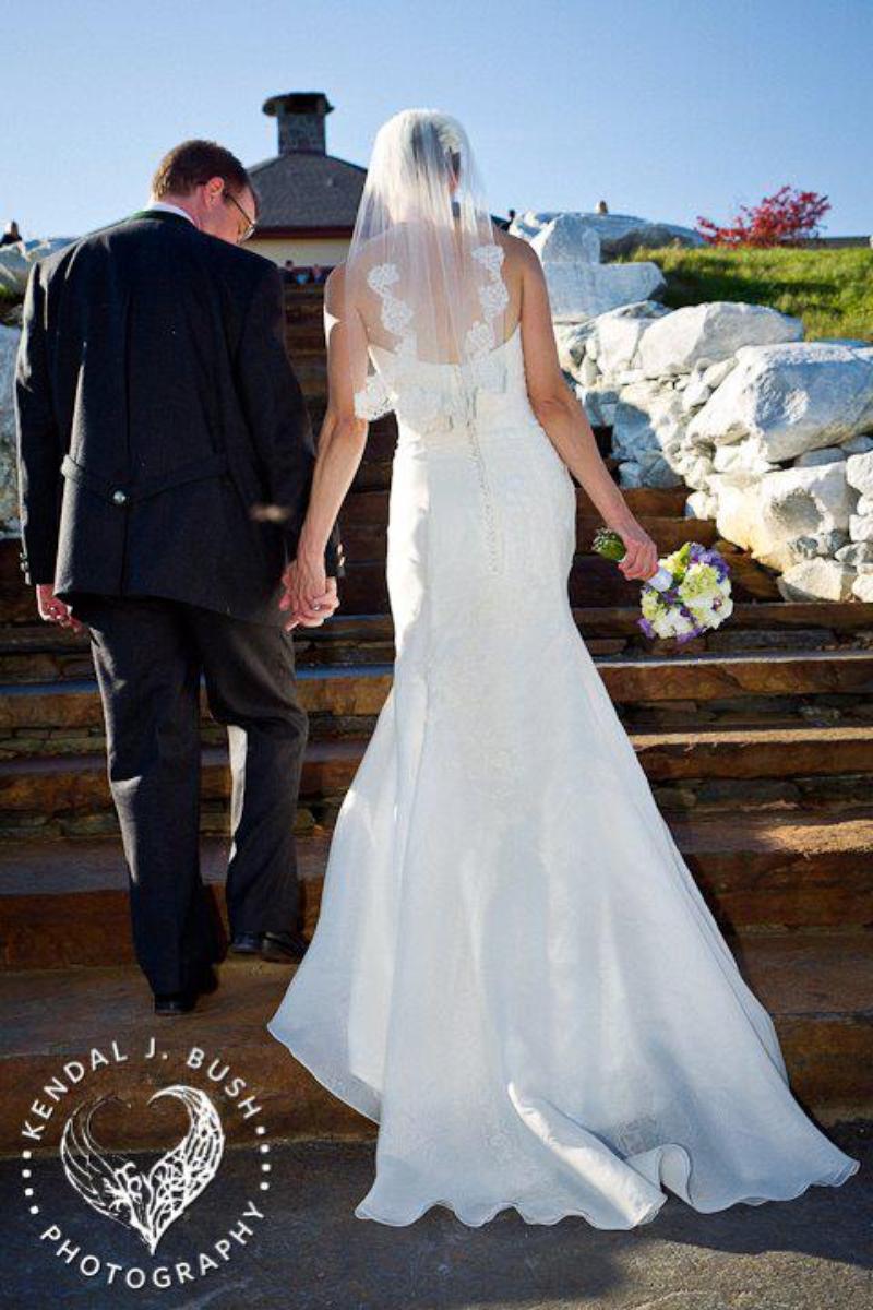 Honora Winery & Vineyard Weddings Get Prices for Wedding Venues