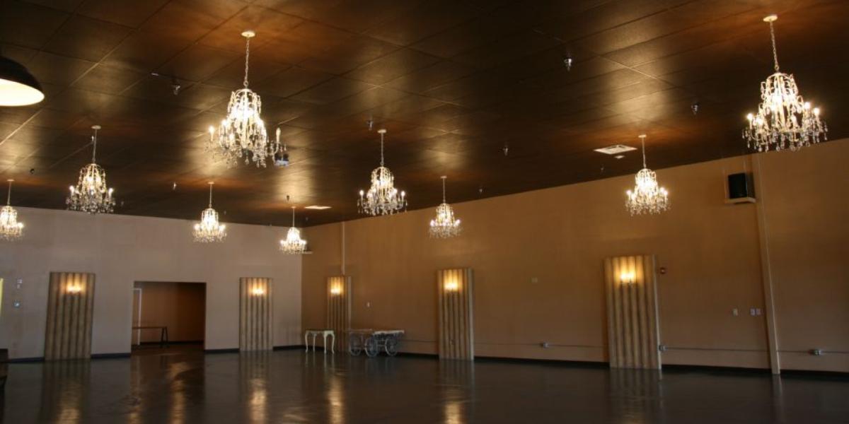 Highlander Event Center Weddings Get Prices for Wedding Venues in KY