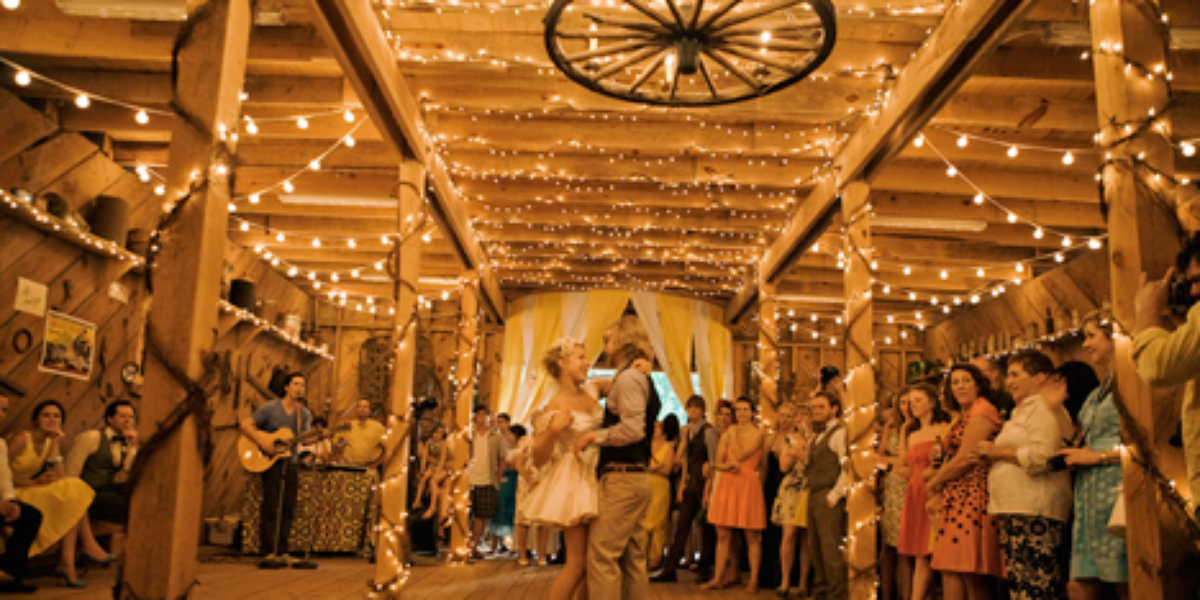 Lake S Country Club Rochester Ny Wedding Venue Reception Memorial Art Gallery Weddings In Rochester Ny