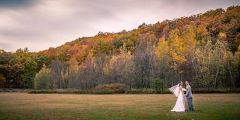 Carmen's Country Inn and Gardens Weddings in Drums PA