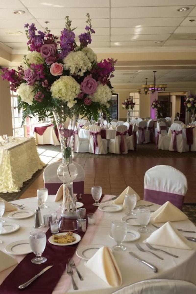 Crescent Oaks Country Club Weddings Get Prices for Wedding Venues