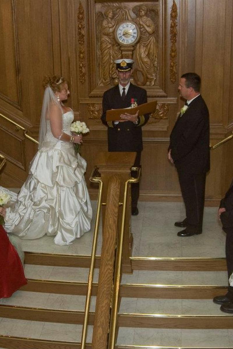 Titanic Museum Weddings Get Prices for Wedding Venues in TN