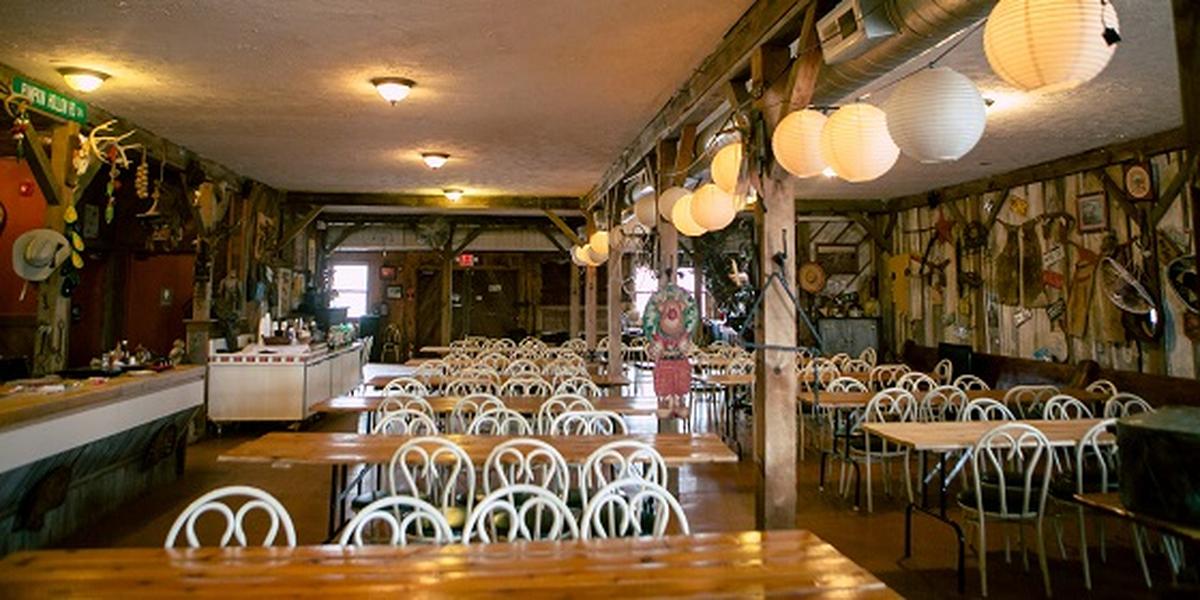 Bellevue Berry Farm Hungry Moose Weddings