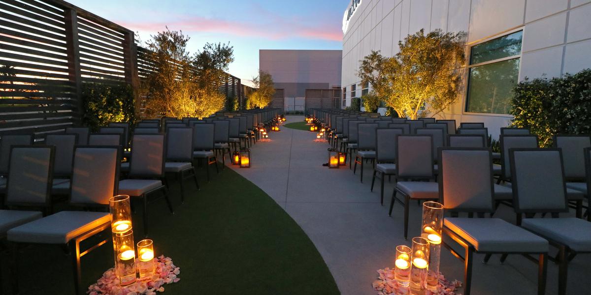 Nice Garden Wedding Venues The Secret Hilton Lake Las Vegas Resort And Spa