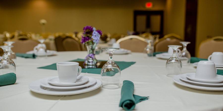 Holiday Inn Dover Downtown Venue Dover Price It Out