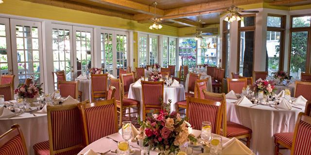 The Courtyard At Lake Lucerne The Dr Phillips House Venue Orlando