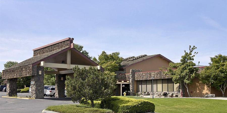 Red Lion Hotel Columbia Center Kennewick Photo