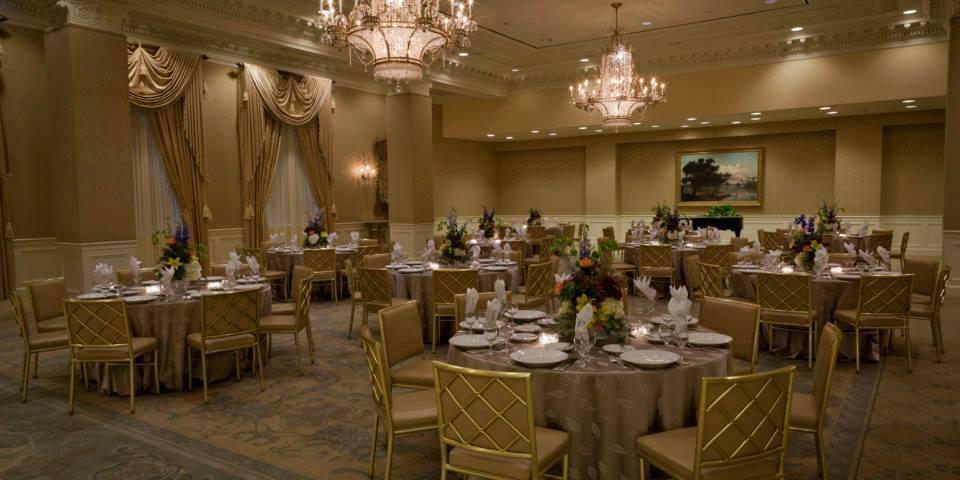 Hotel Monteleone Venue New Orleans Get Your Estimate - Crystal Chandelier Reception Hall New Orleans Hotel Monteleone Venue New Orleans Get Your Estimate - Crystal Chandelier Reception Hall New Orleans