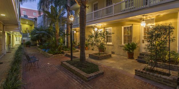 Dauphine Orleans Hotel weddings in New Orleans LA