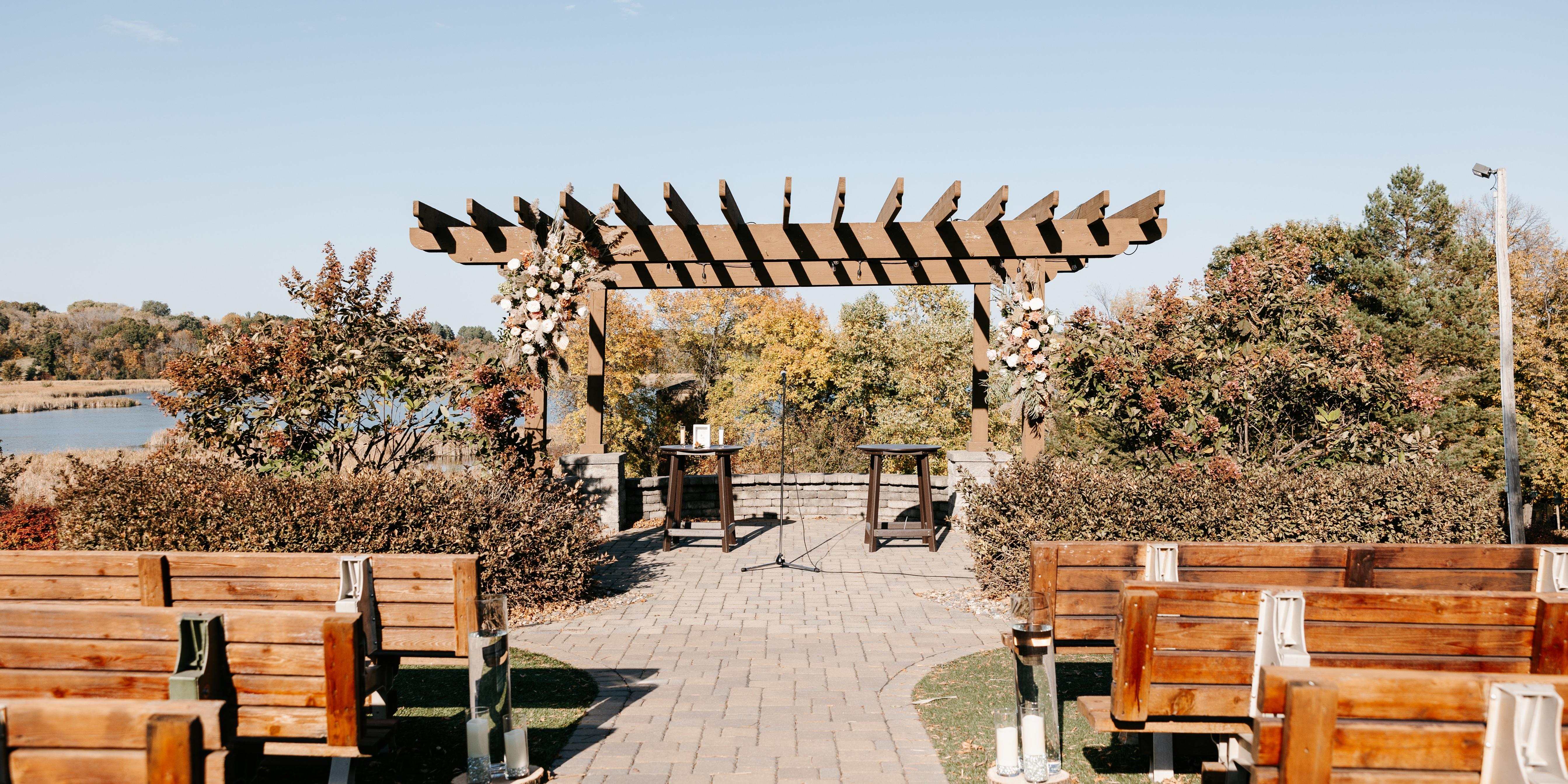 Minnesota Horse & Hunt Club weddings in Prior Lake MN