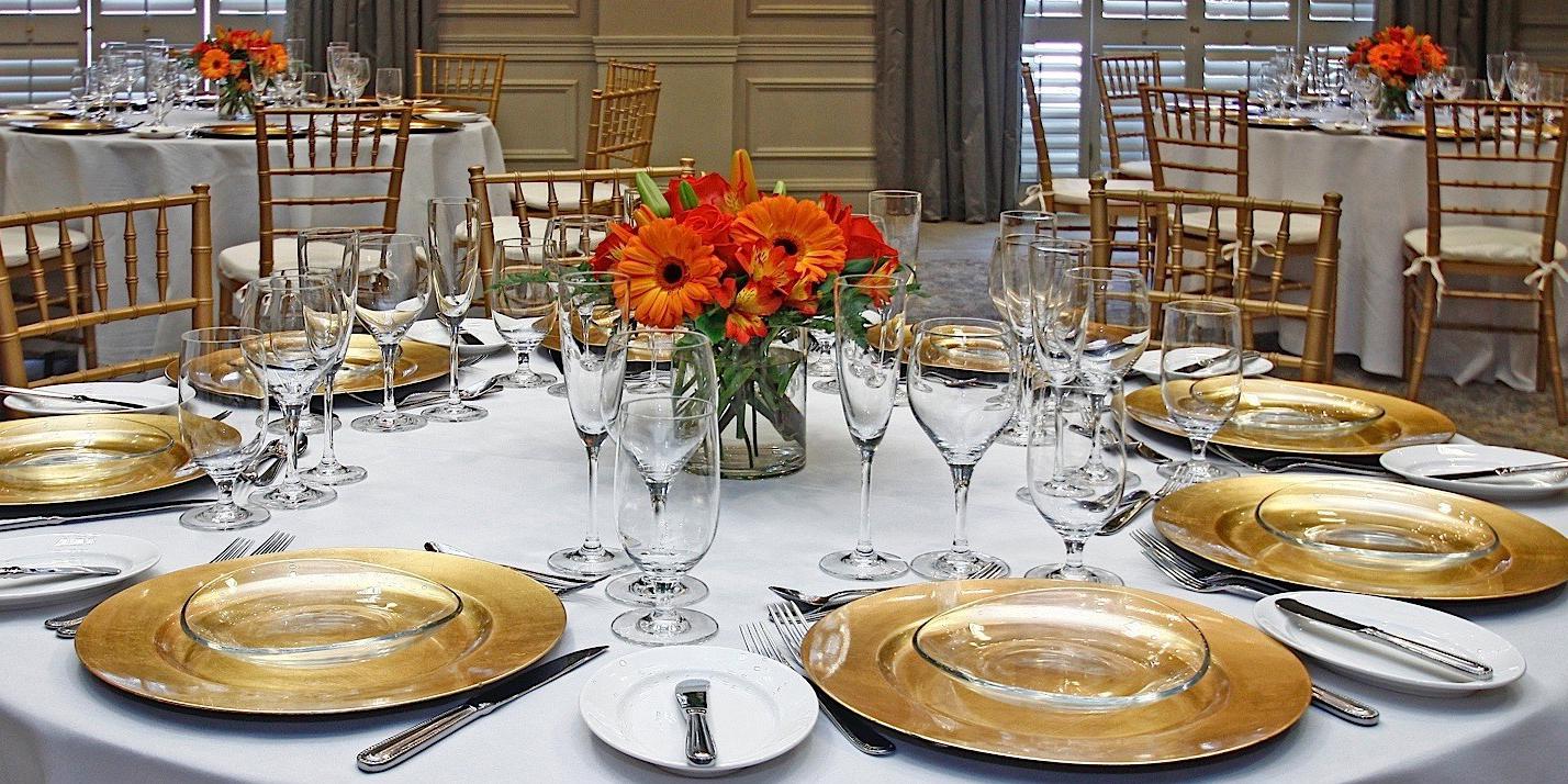 Ethan Allen Hotel weddings in Danbury CT