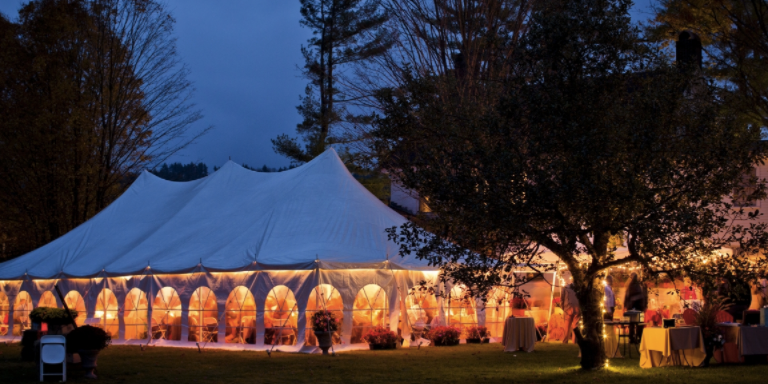 Stonehearth Inn & Tavern weddings in Chester VT