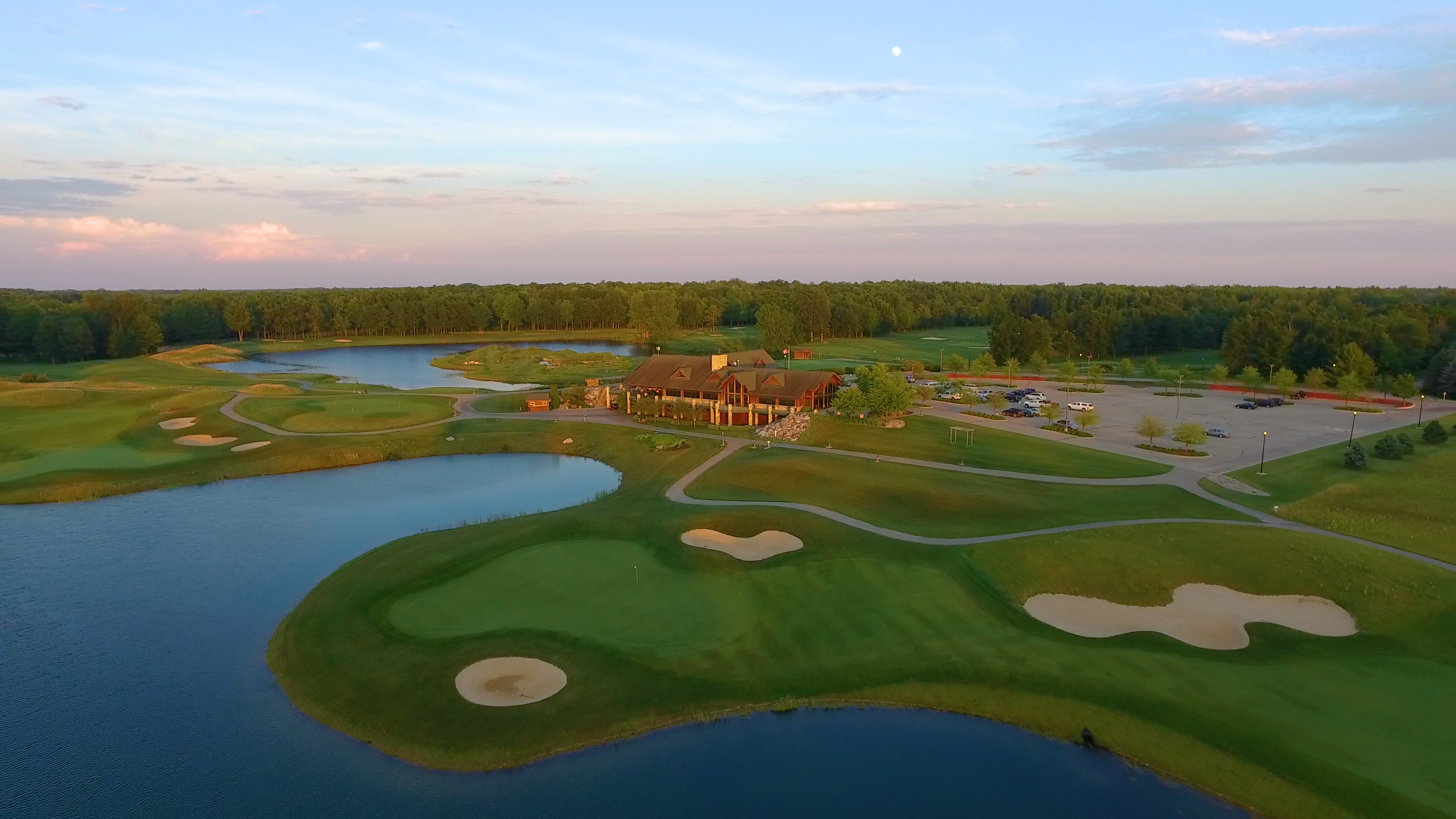 Bucks Run Golf Club | Venue - Mt Pleasant, MI | Wedding Spot