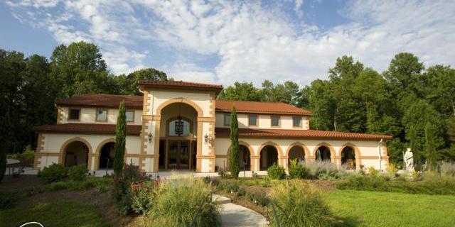 Running Hare Vineyard weddings in Prince Frederick MD