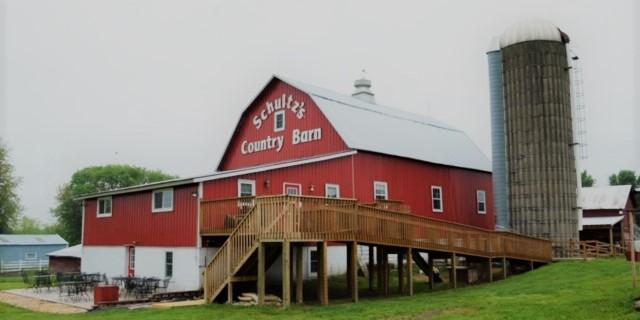 Schultz's Wedding & Event Barn weddings in Eleva WI