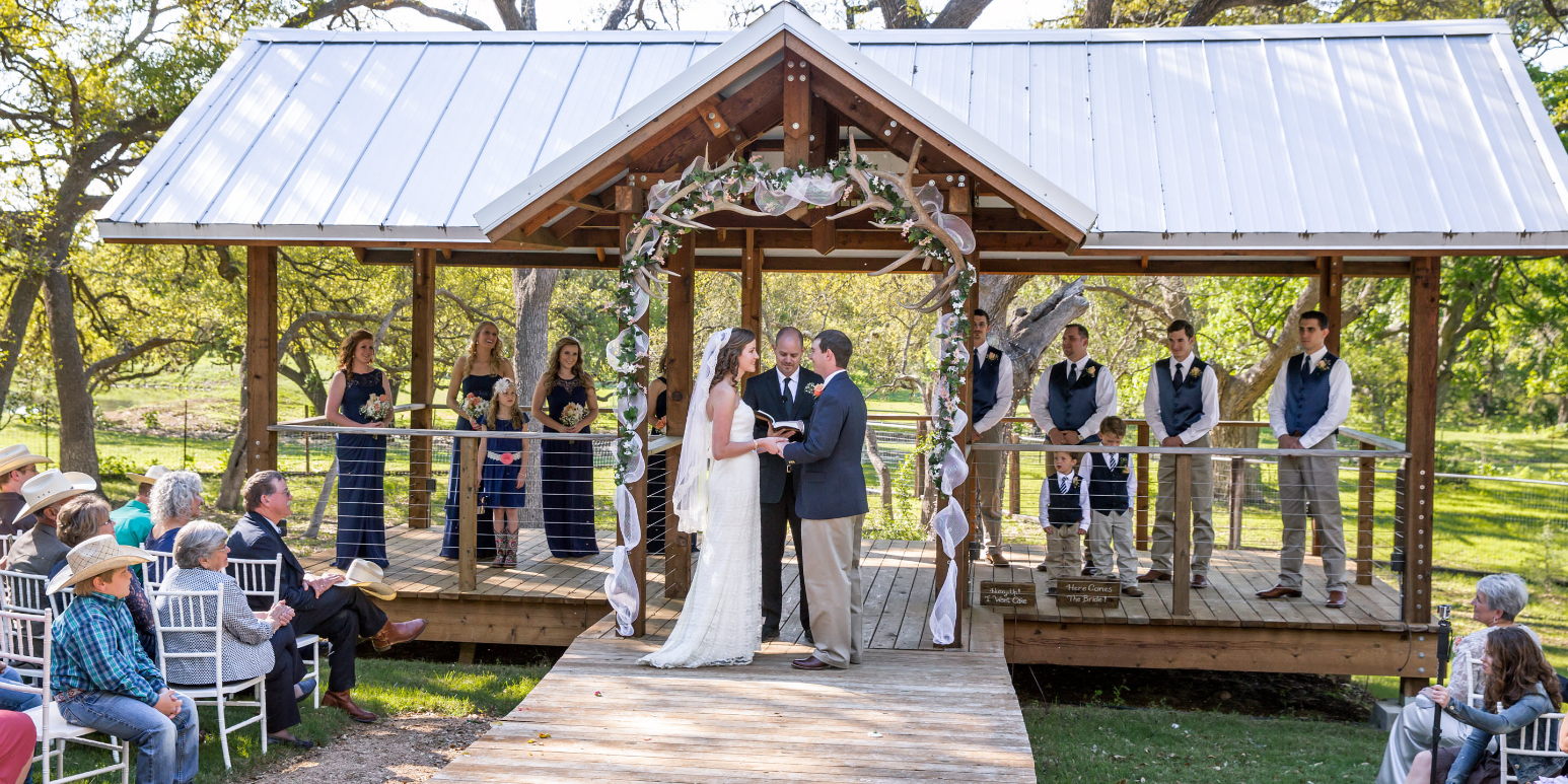La Estancia Bella weddings in Wimberley TX