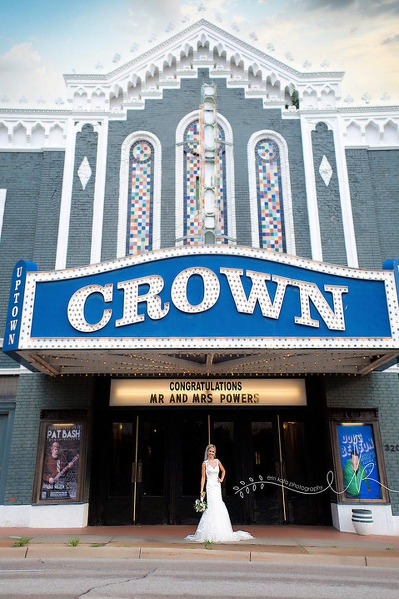Crown Uptown Weddings Get Prices for Wedding Venues in KS