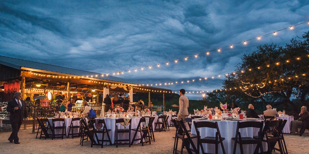 Hideout on the Horseshoe weddings in Canyon Lake TX