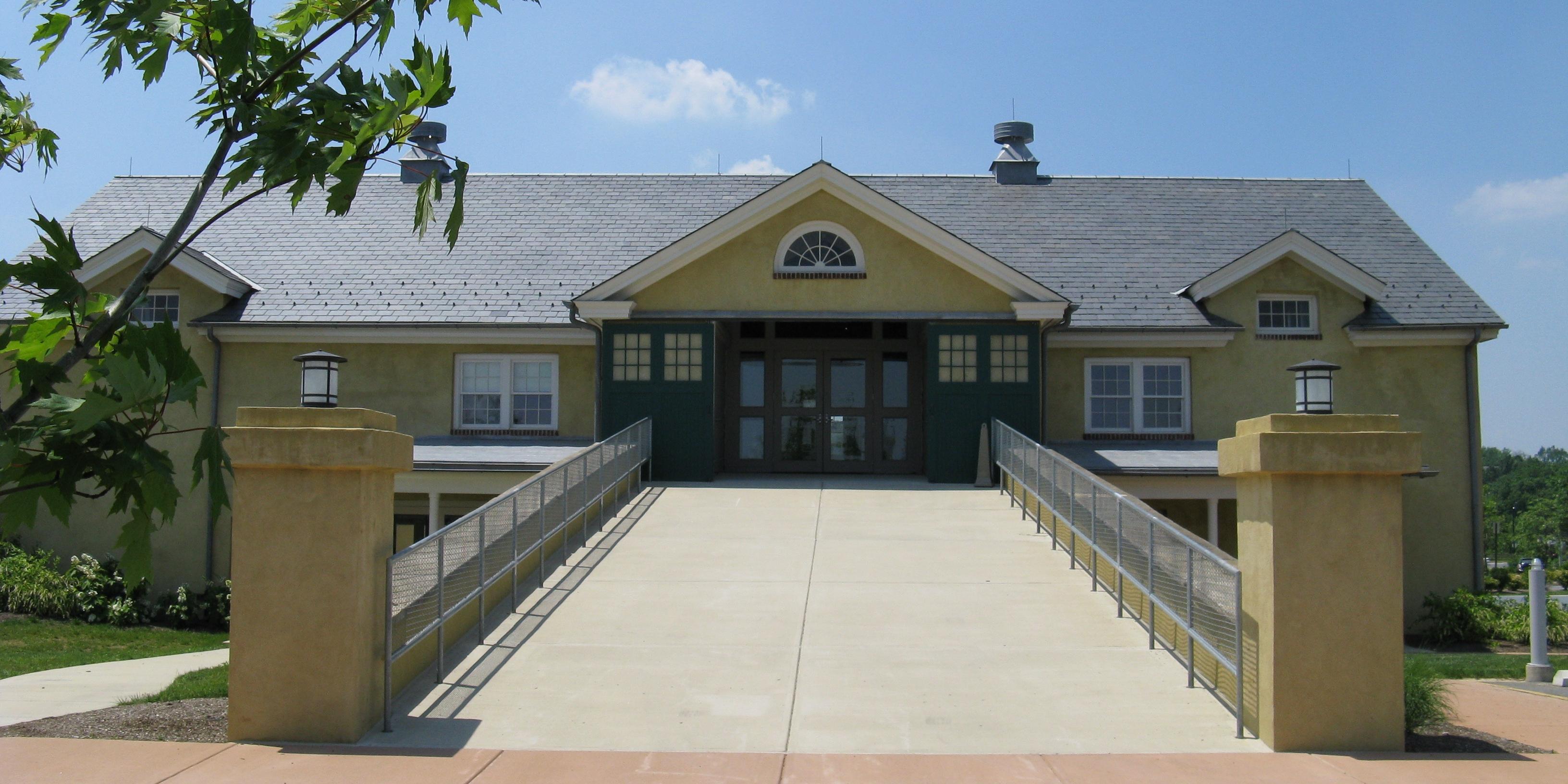 Blue Ball Barn weddings in Wilmington DE