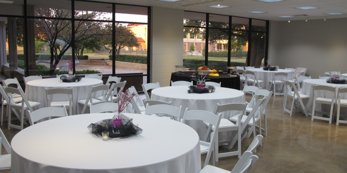 Wichita Falls Museum of Art Weddings | Get Prices for Wedding Venues in TX