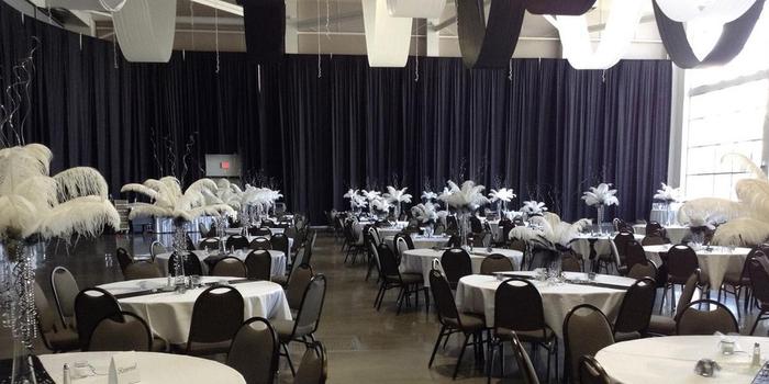 Oakley Lindsay Center Weddings Get Prices for Wedding