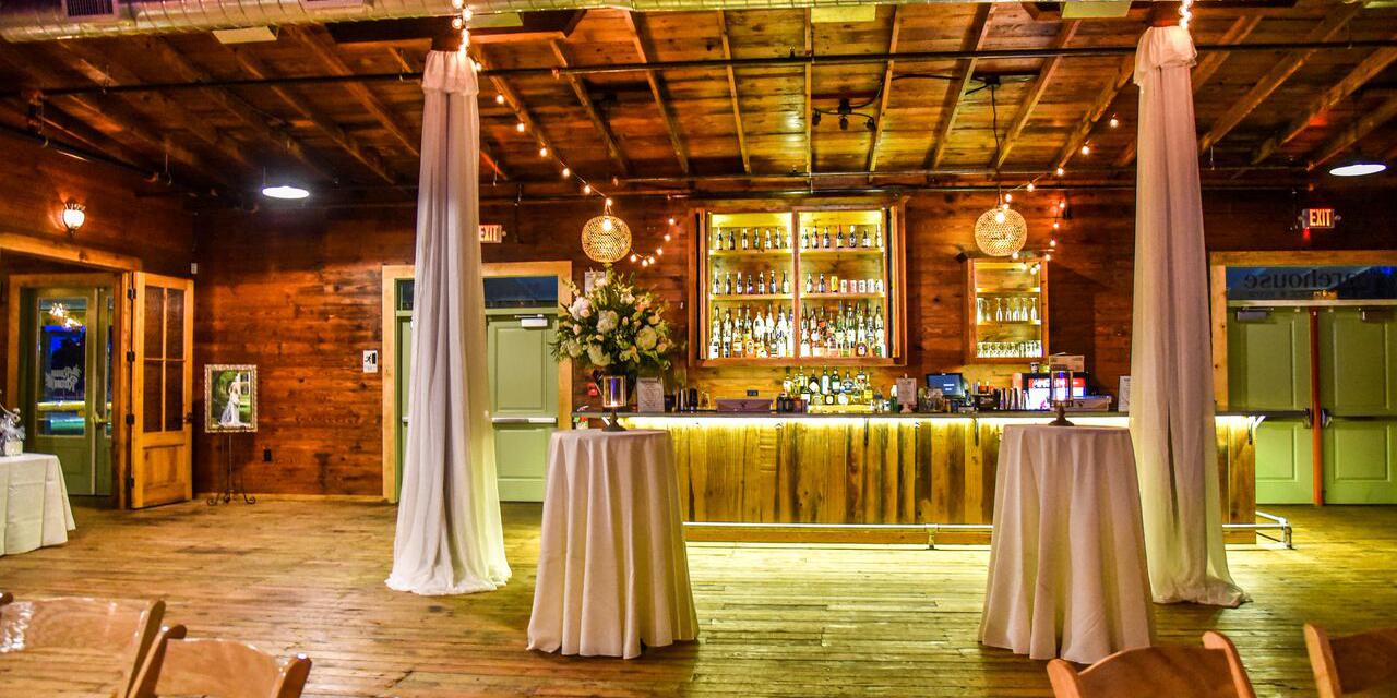 Warehouse 535 weddings in Lafayette LA