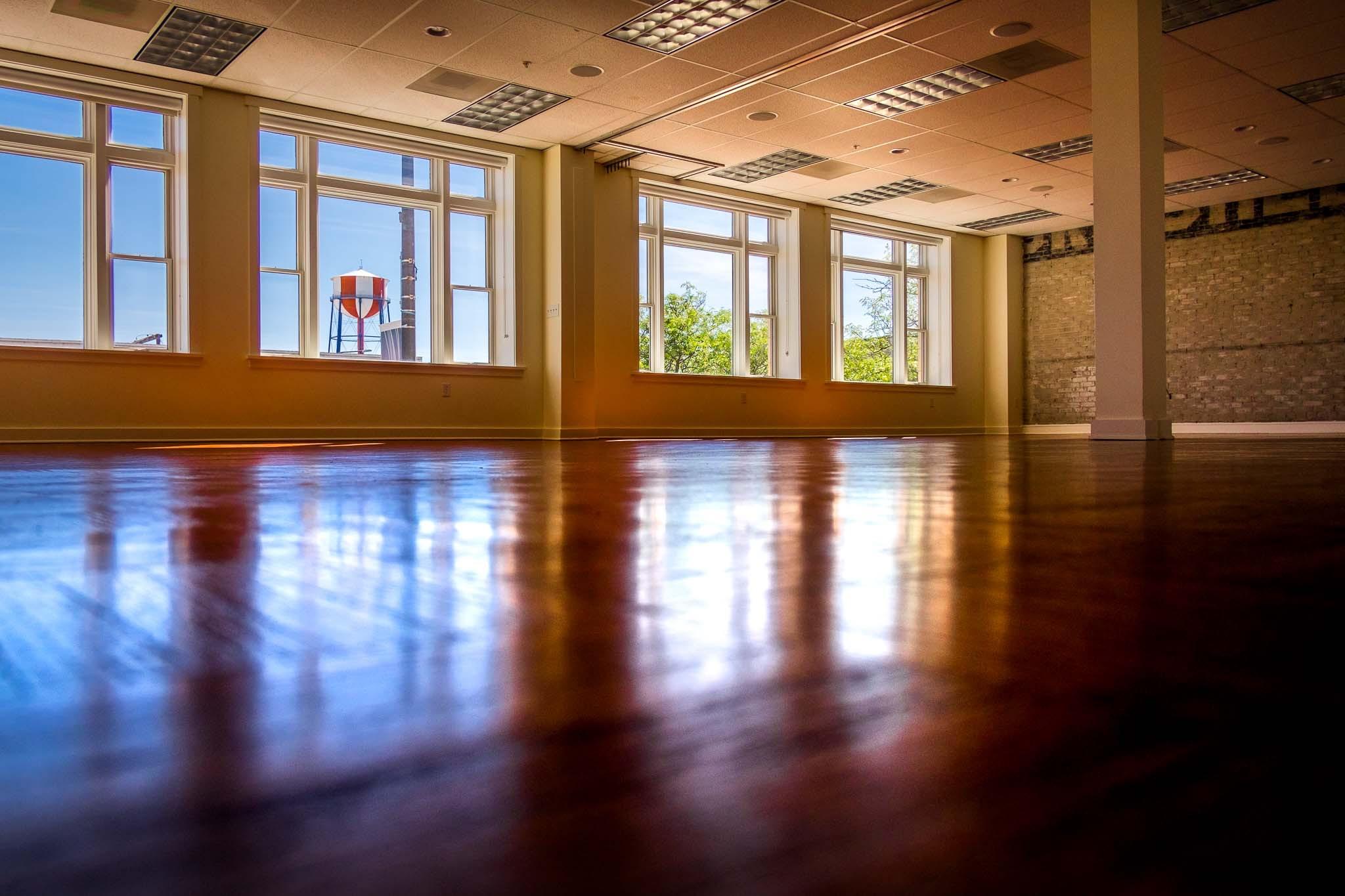 Idaho Springs Spring Wedding | Claire and Tim — North Star Gatherings, image size:2048x1365