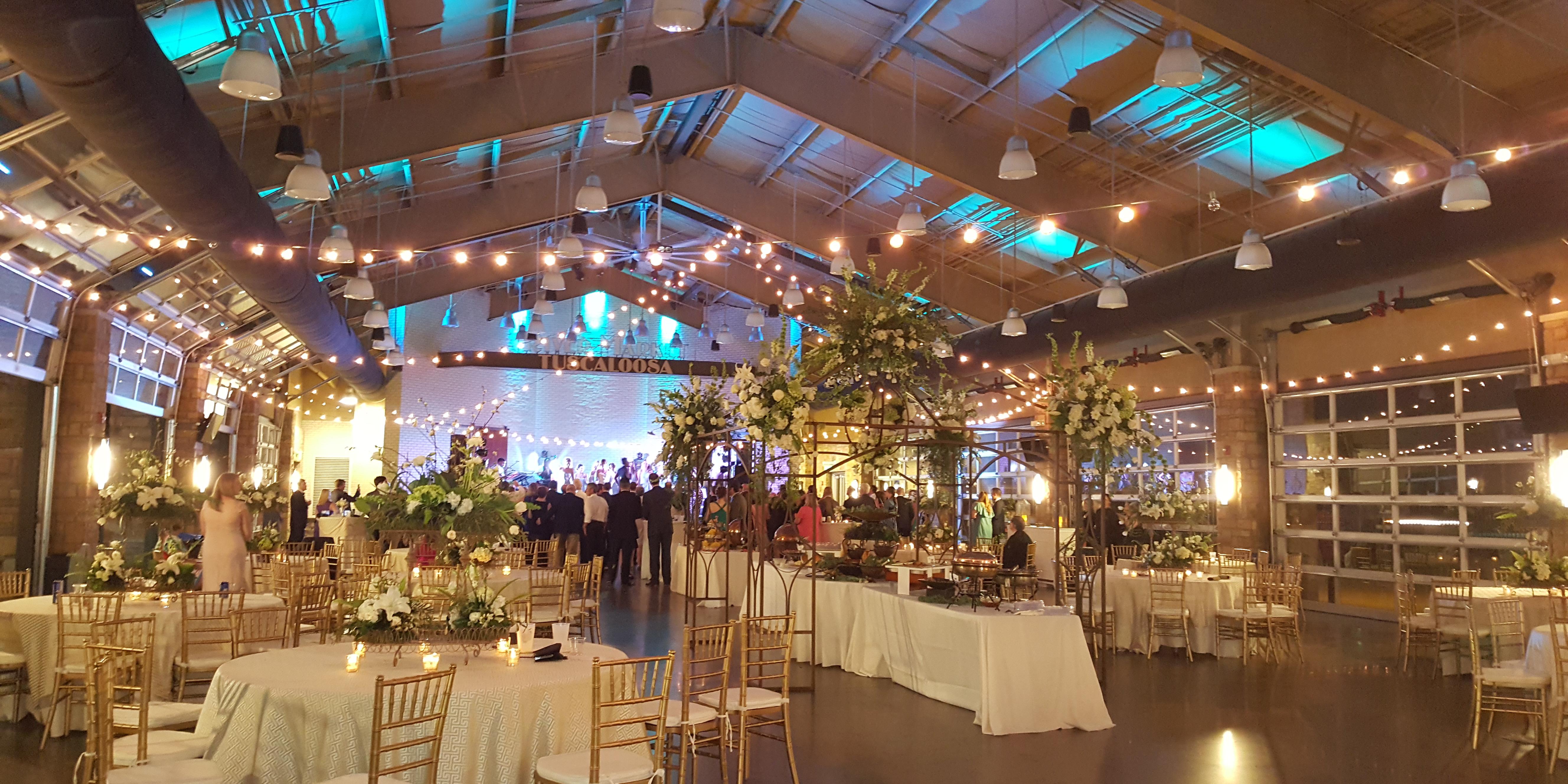 Tuscaloosa River Market weddings in Tuscaloosa AL