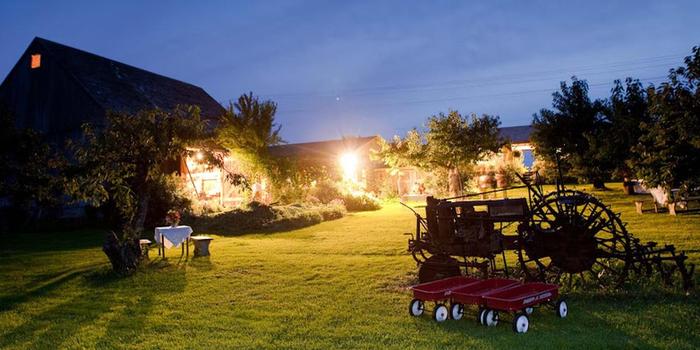 Hurd Orchards Weddings Get Prices For Wedding Venues In Ny Price This Venue To Get Your Estimate No Strings Attached