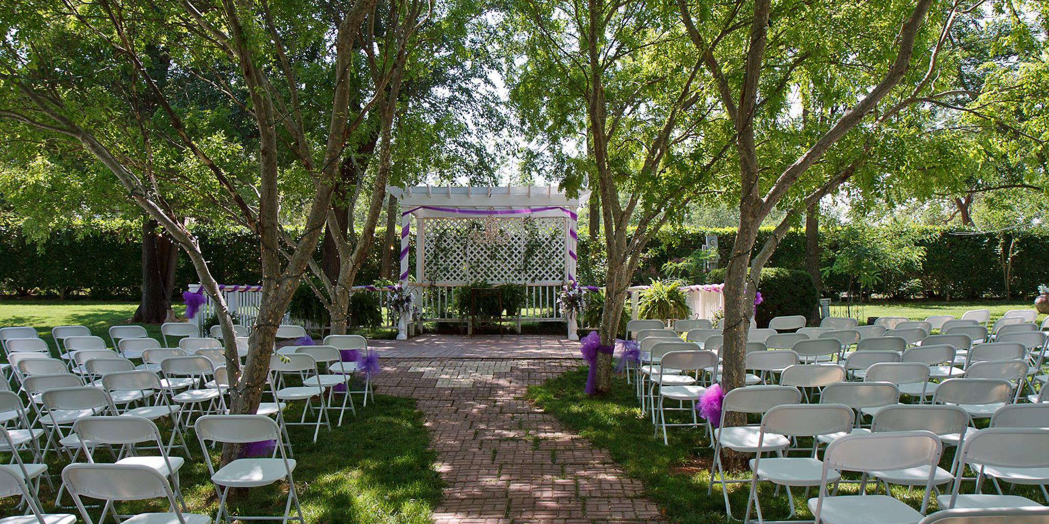 The Secret Gardens weddings in Elk City OK