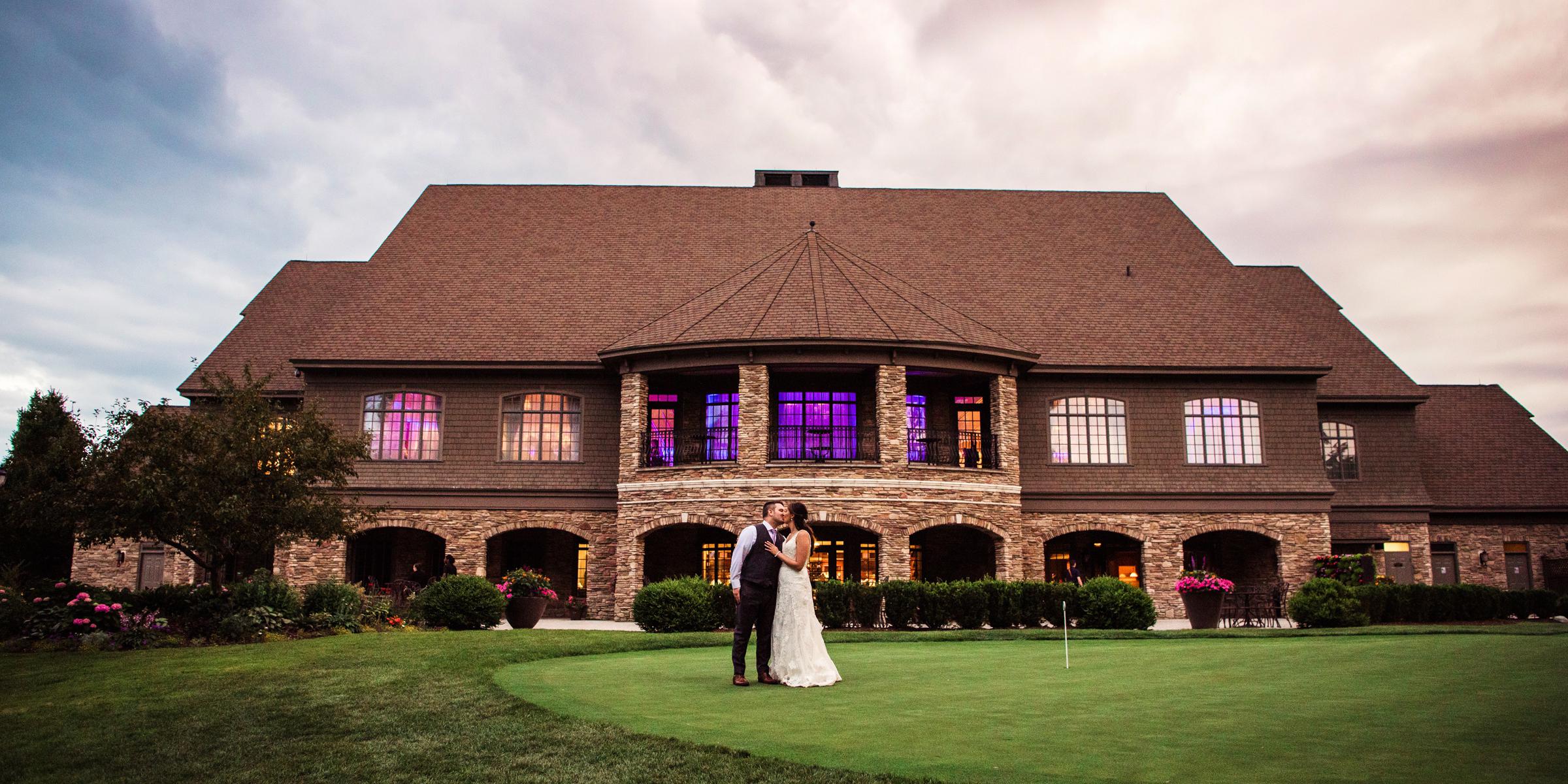 Turning Stone Resort Casino weddings in Verona NY