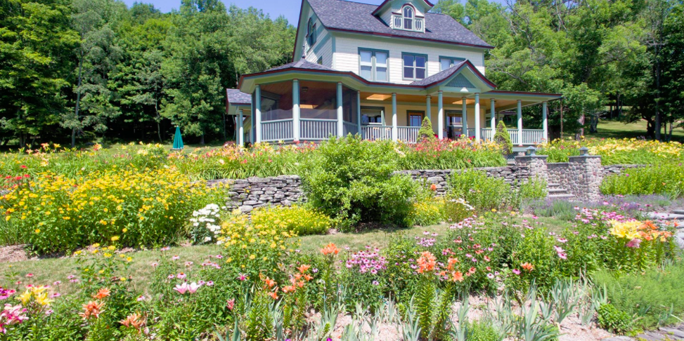 Breezy Hill Inn weddings in Fleischmanns NY