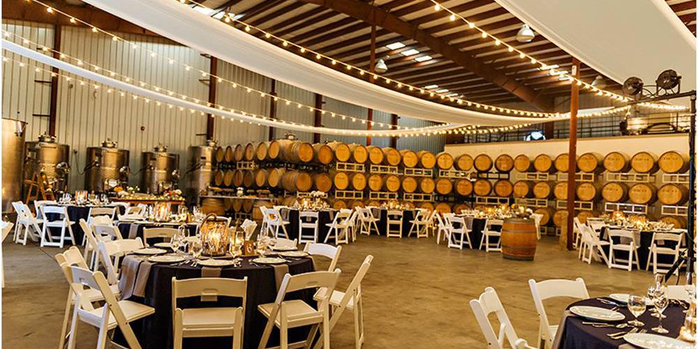 Sanctuary Vineyards weddings in Jarvisburg NC