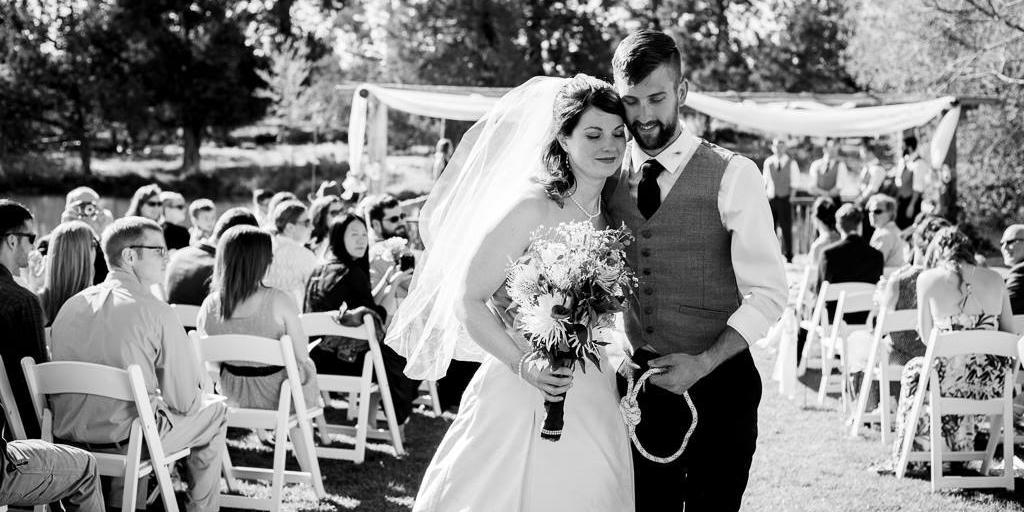 DD Ranch weddings in Terrebonne OR