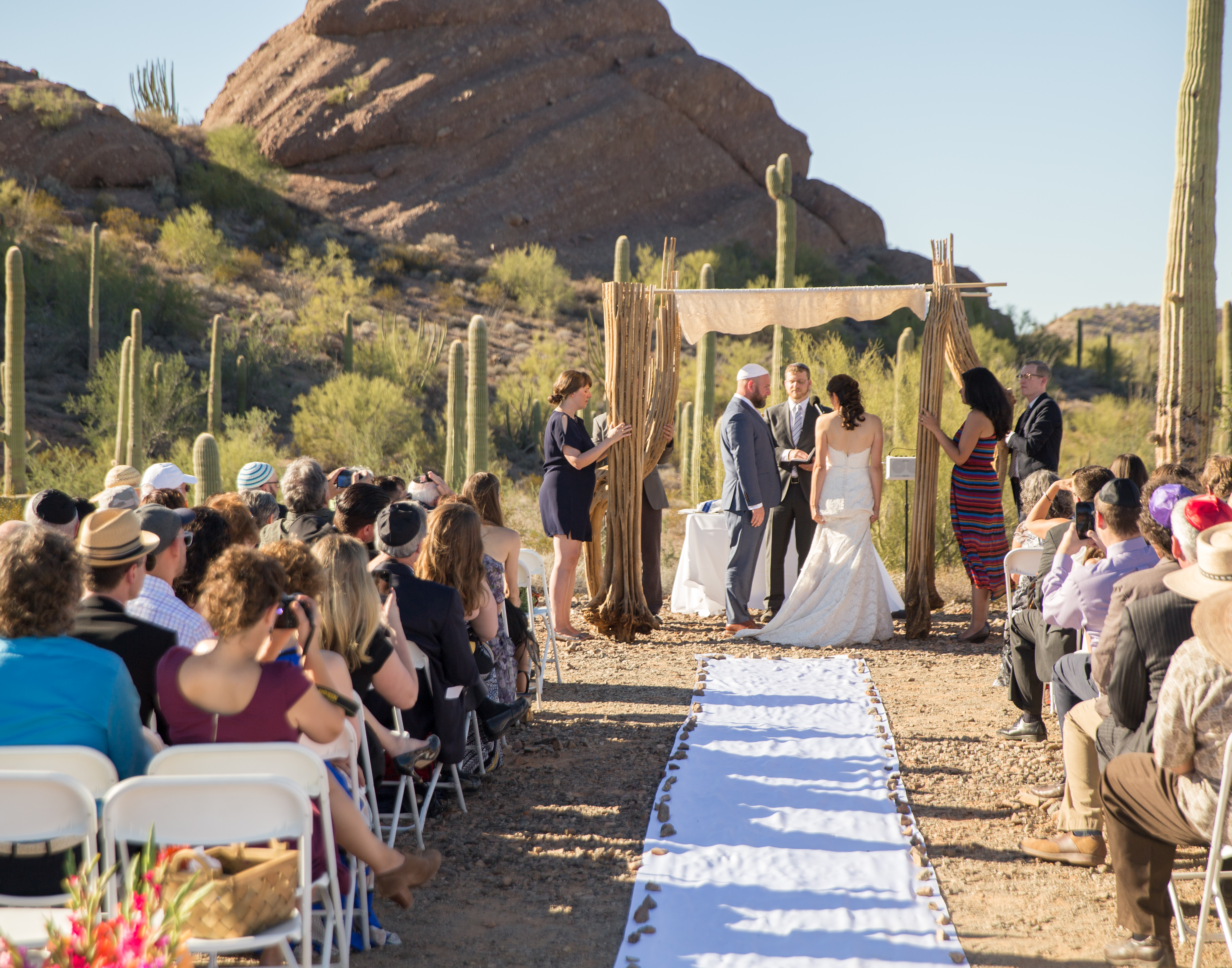 Best Amangiri Wedding Venue Alternatives | Affordable Luxury Desert Resorts  — Tai Lee Photography | Utah wedding \u0026 family photographer, image size:4580x3599