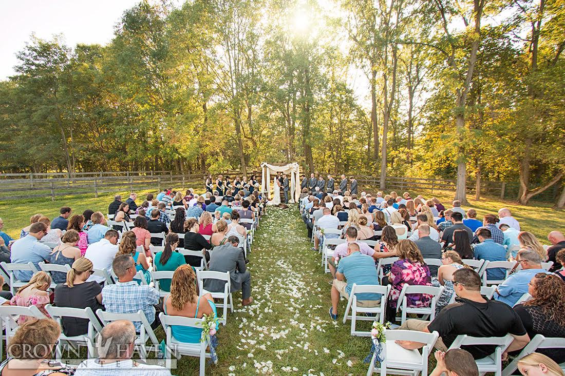 Crown Haven Center | Venue - Russiaville, IN | Wedding Spot, image size:1100x733