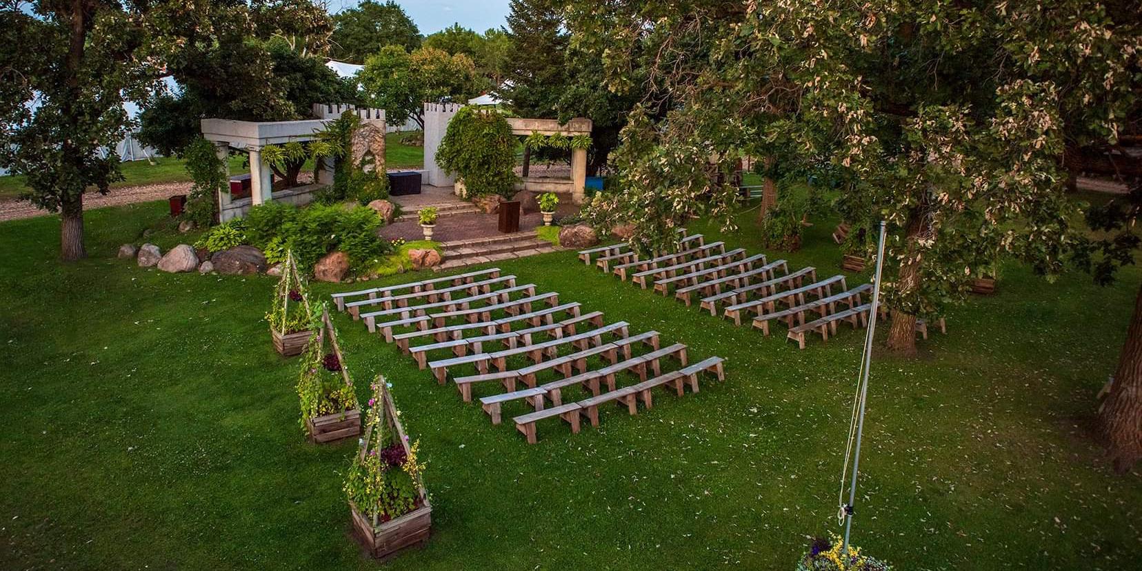 Minnesota Renaissance Festival/ Mid-America Festivals weddings in Shakopee MN