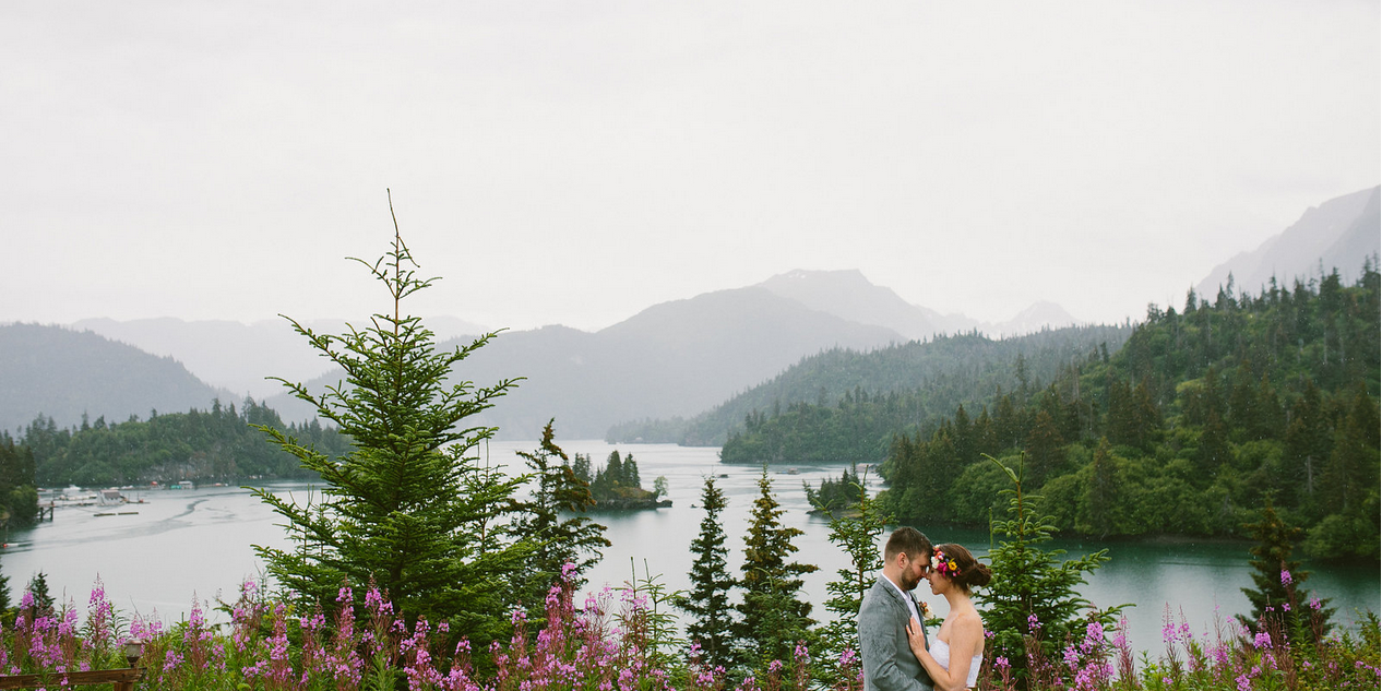Alaska Stillpoint Lodge weddings in Halibut Cove AK