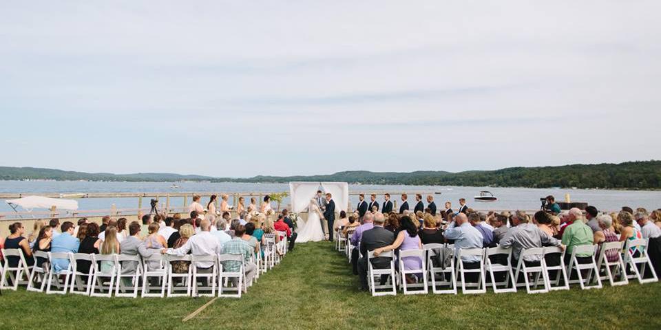 Sommerset Pointe Yacht Club weddings in Boyne City MI