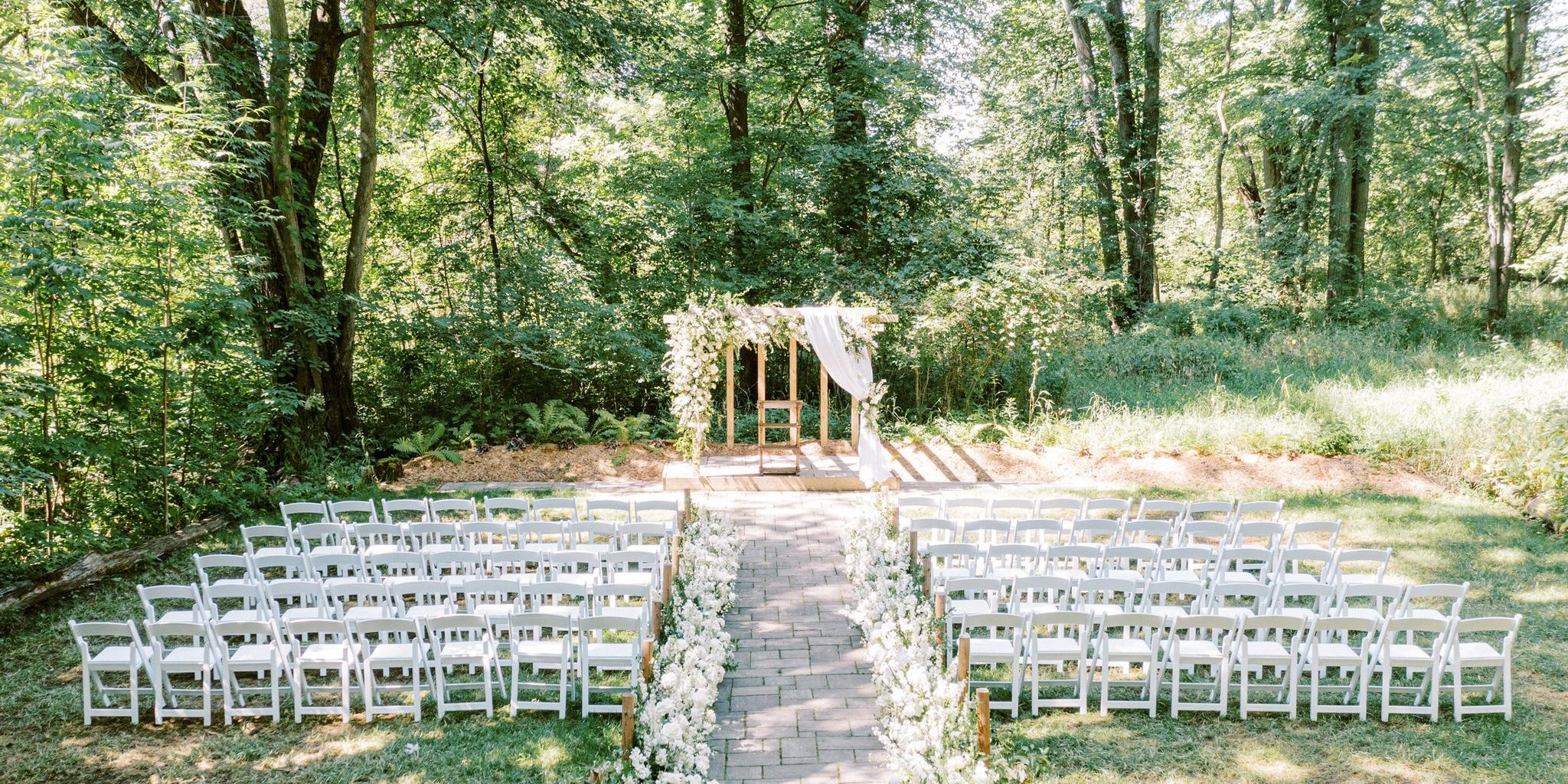 Peacock Road Family Farm weddings in Laingsburg MI