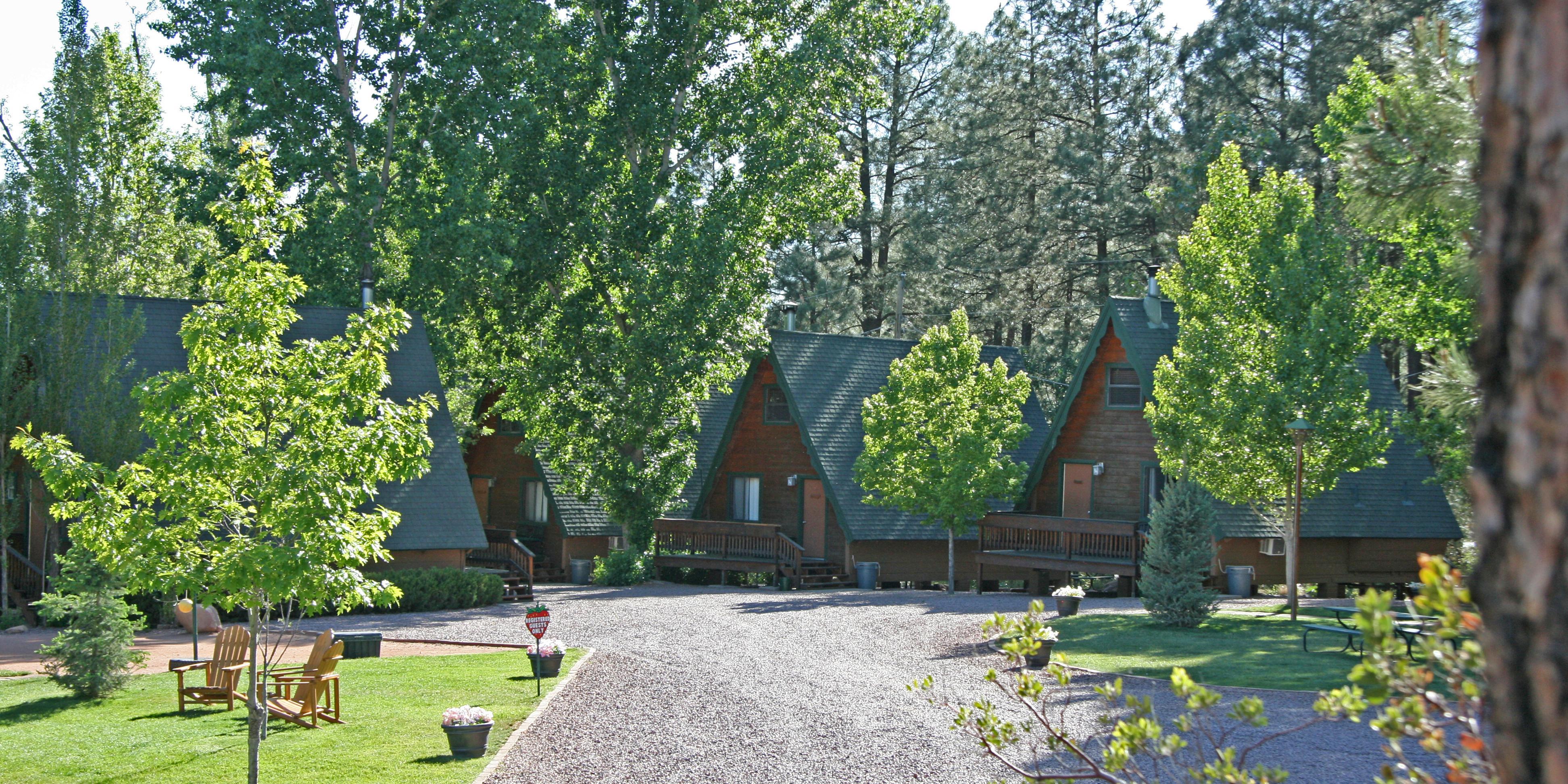 Cabins on Strawberry Hill weddings in Strawberry AZ