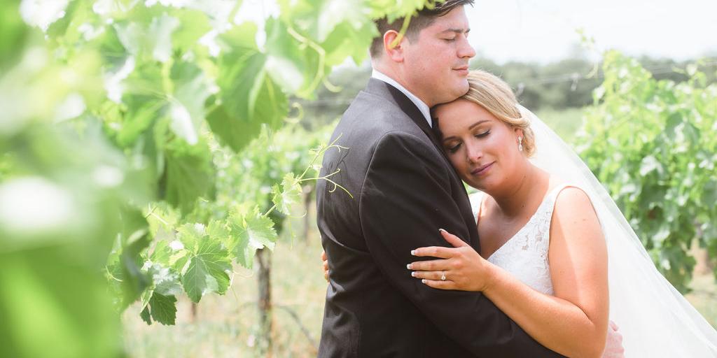 David Girard Vineyards weddings in Placerville CA