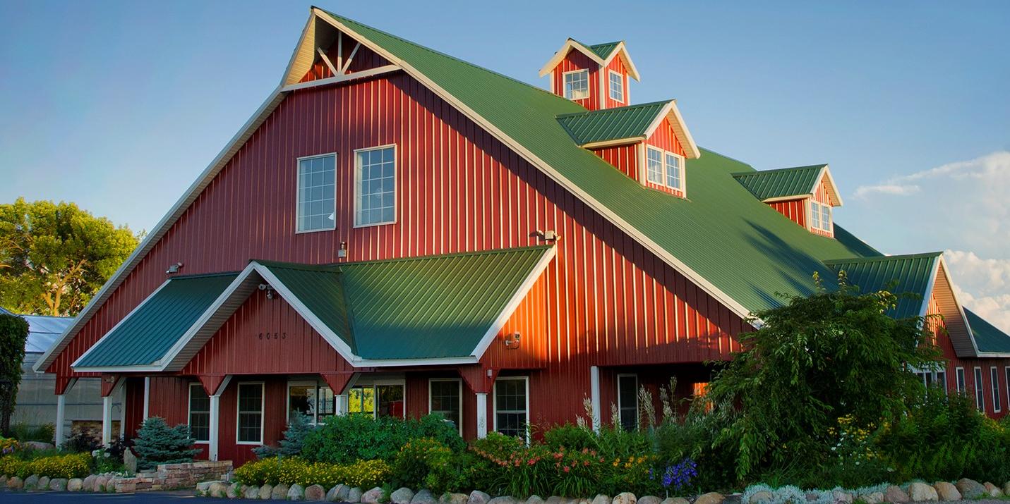 The Outpost 212 weddings in Chaska MN