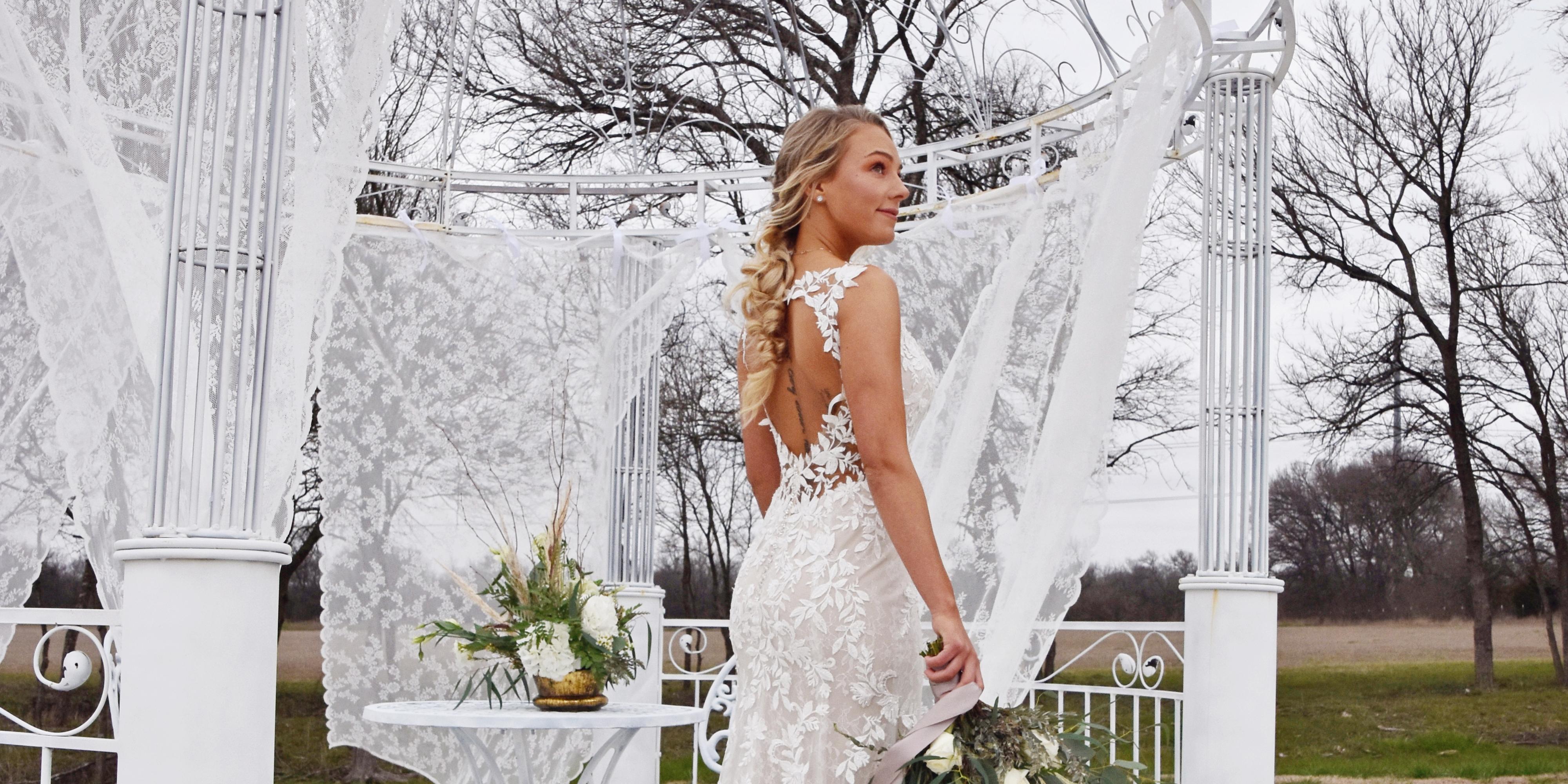 The Hidden Jewel weddings in Blue Ridge TX