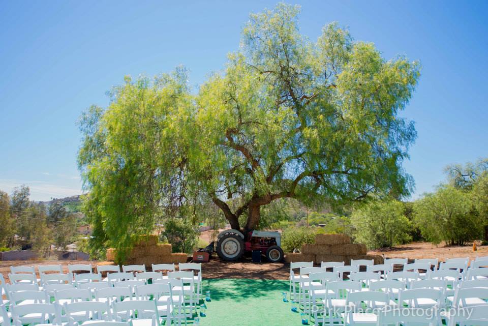 Broken rock ranch wedding | Honestweddingadvice.com