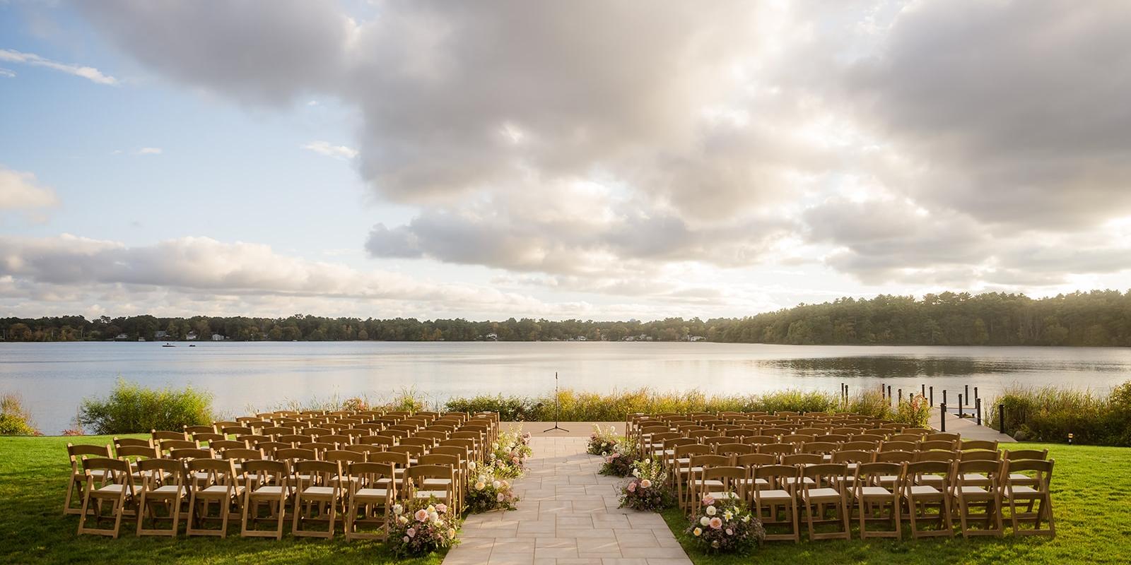 The Lakehouse weddings in Halifax MA